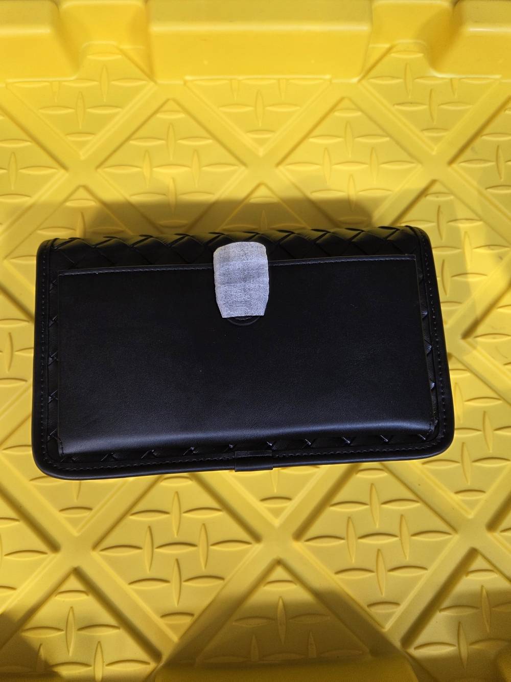NWT Black Quilted Vegan Leather Crossbody Phone Wallet Purse RFID